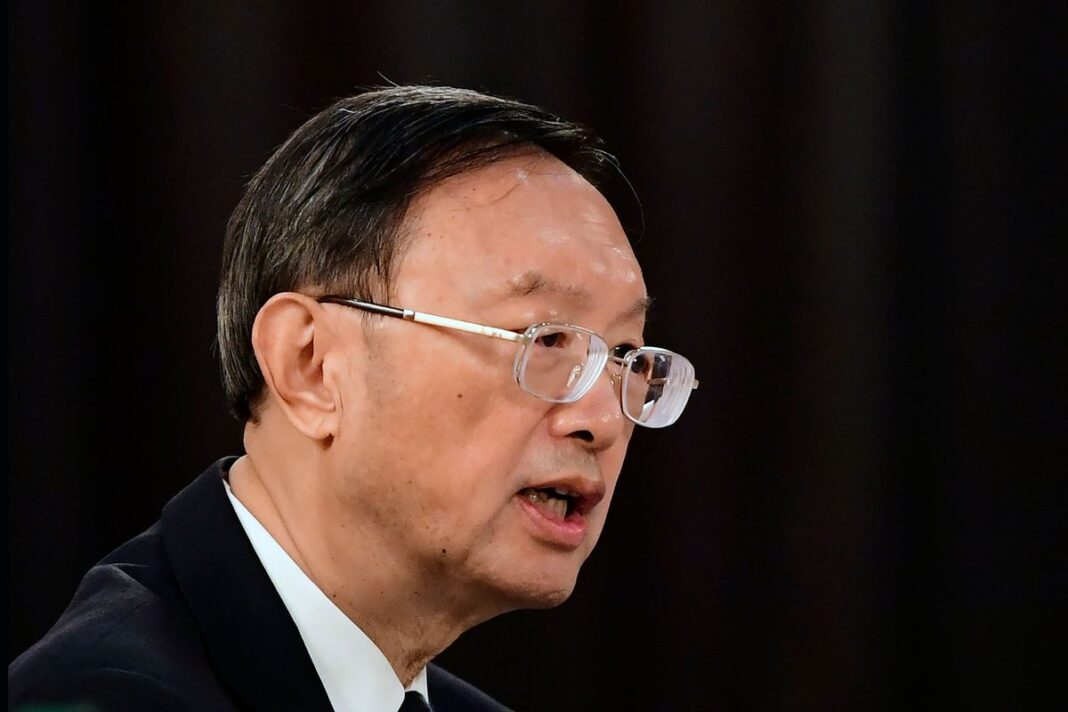 TOP CHINA DIPLOMAT IN SECURITY TALKS WITH RUSSIA